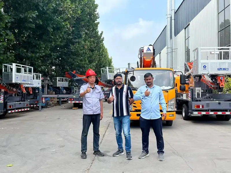 Visitas a equipos de fábrica y negociaciones comerciales exhaustivas Visitas a equipos de fábrica y negociaciones comerciales exhaustivas