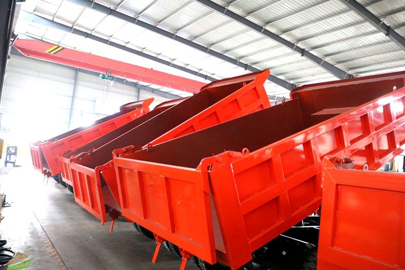 Underground Dump Truck 