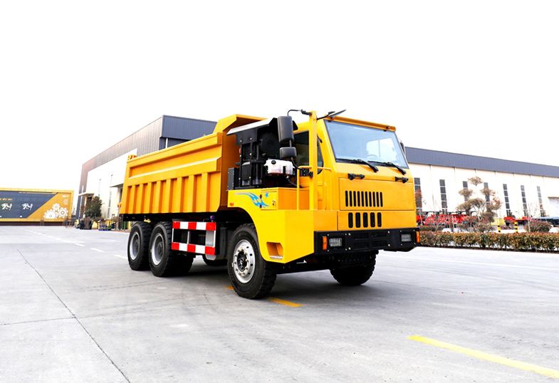 Camión volquete minero de cabeza plana con ruedas de 35 toneladas