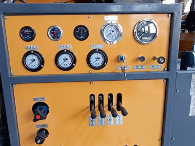 Rig Pengeboran Sumur Air Crawler