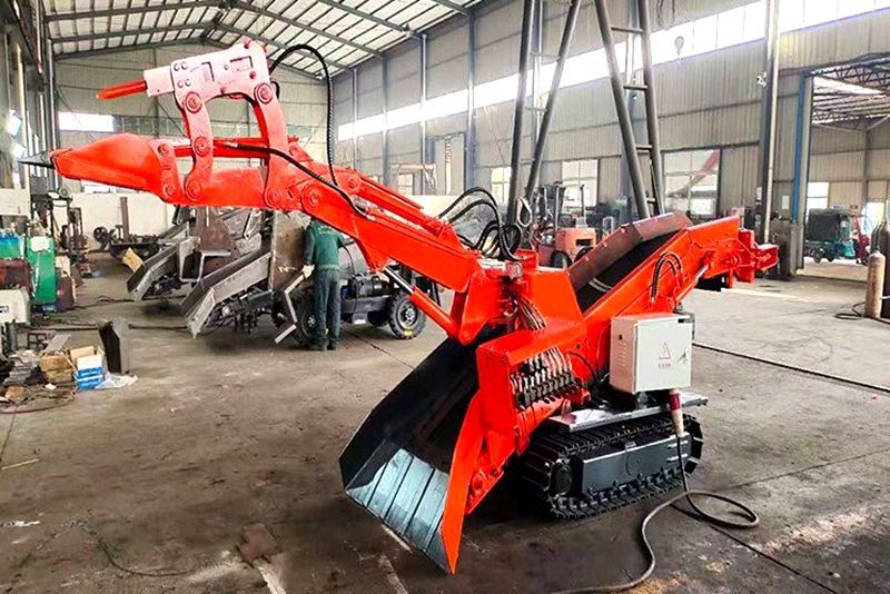 Revolution Underground Beijun Mucking Loader With Hydraulic Breaker Redefines Efficiency and Safety