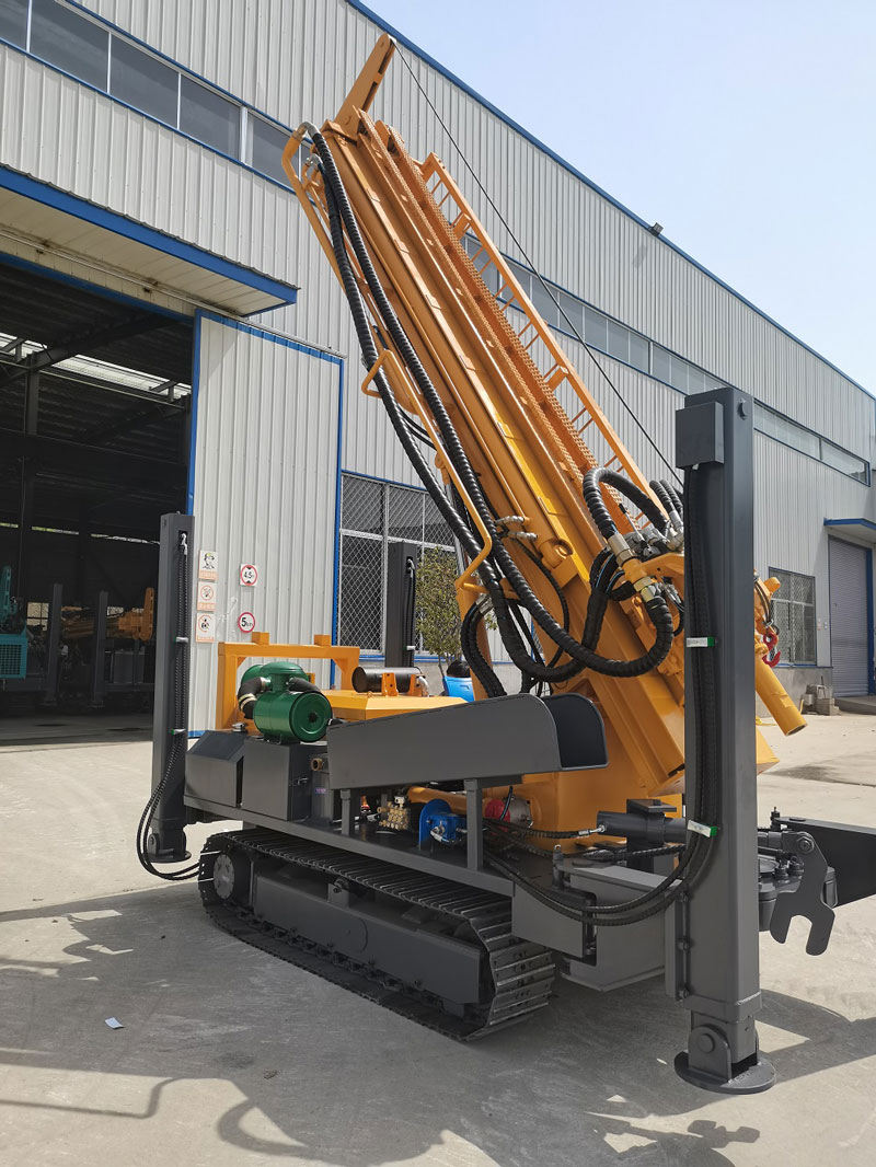 Rig Pengeboran Sumur Air Crawler