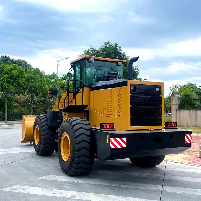 Devirmeli Kompakt Tekerlekli Yükleyici