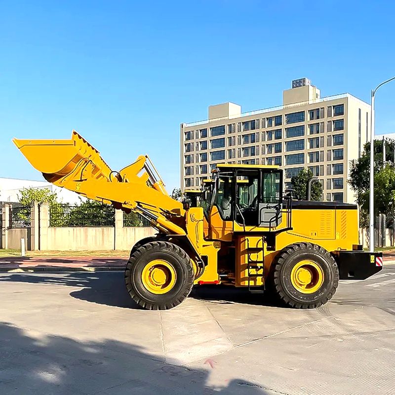 Devirmeli Kompakt Tekerlekli Yükleyici