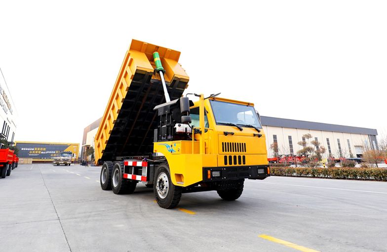 25-ton wheeled flathead mining dump truck 