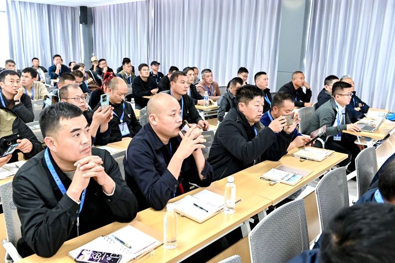 Beijun Quality · Service First Beijun Heavy Industry’s 1st Underground Transport Eqpt Maintenance Camp Successfully Concludes