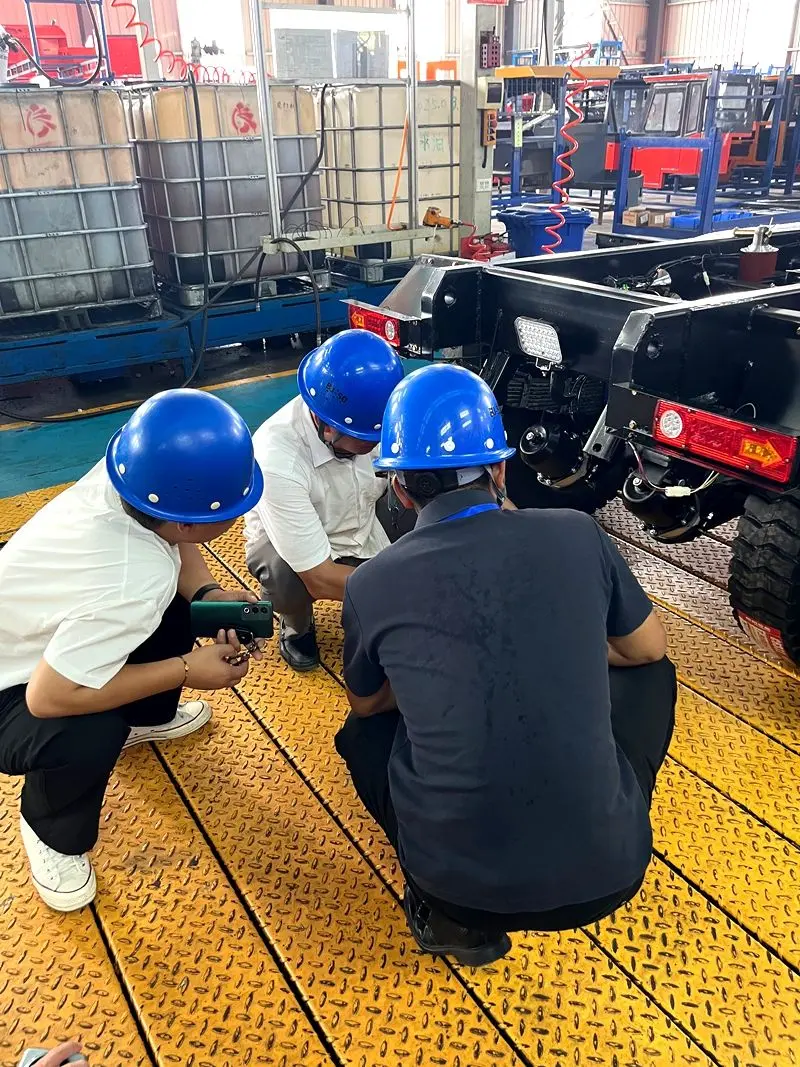 मलेशियाई खनन दिग्गज के प्रतिनिधिमंडल ने बेइजुन मशीनरी का दौरा किया, भारी शुल्क वाले क्रॉलर खनन ट्रकों के लिए खरीद आदेश को अंतिम रूप दिया
