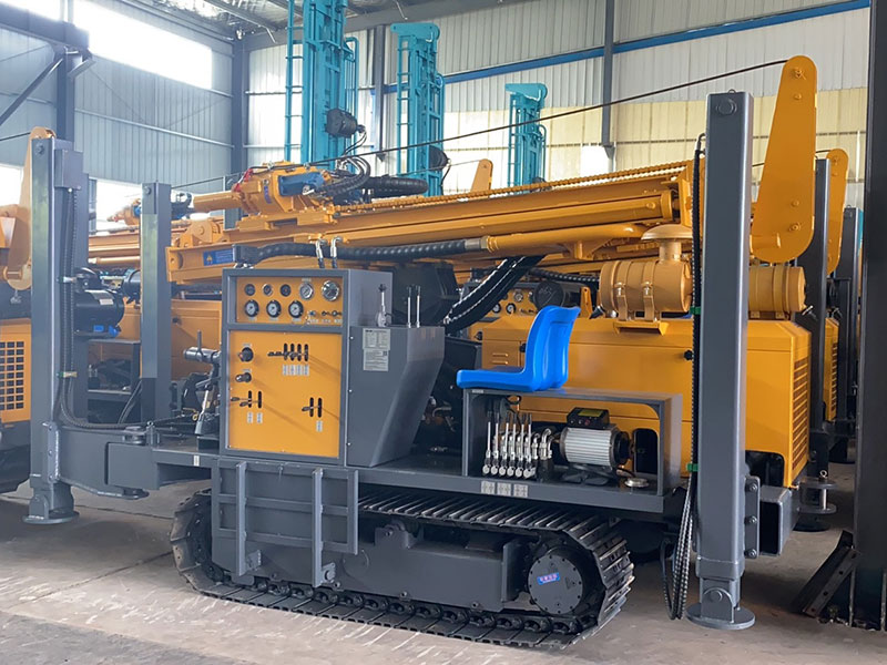 Rig Pengeboran Sumur Air Crawler