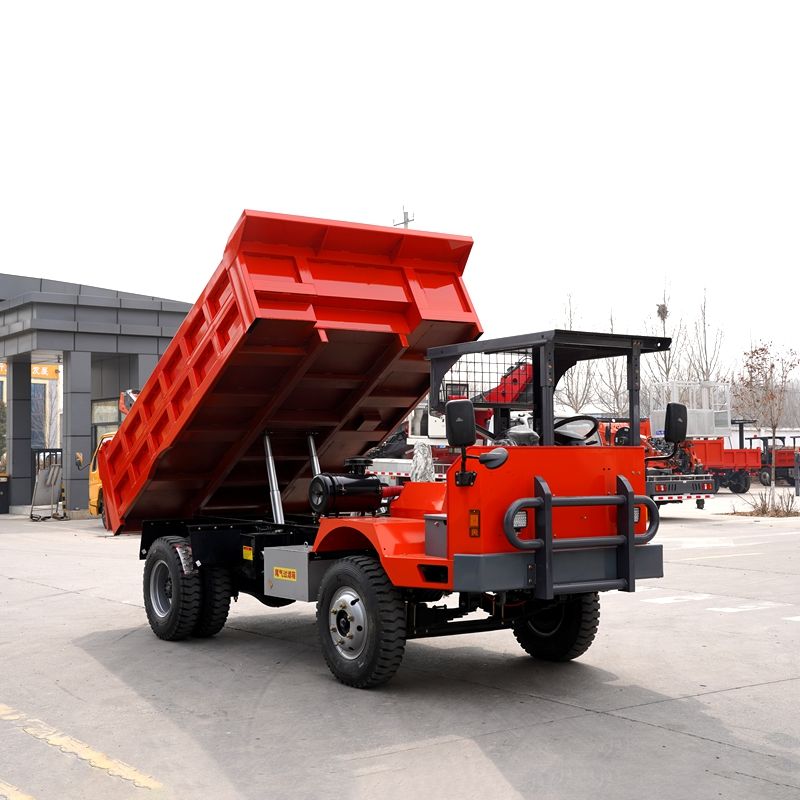 Autocarro con cassone ribaltabile per miniera