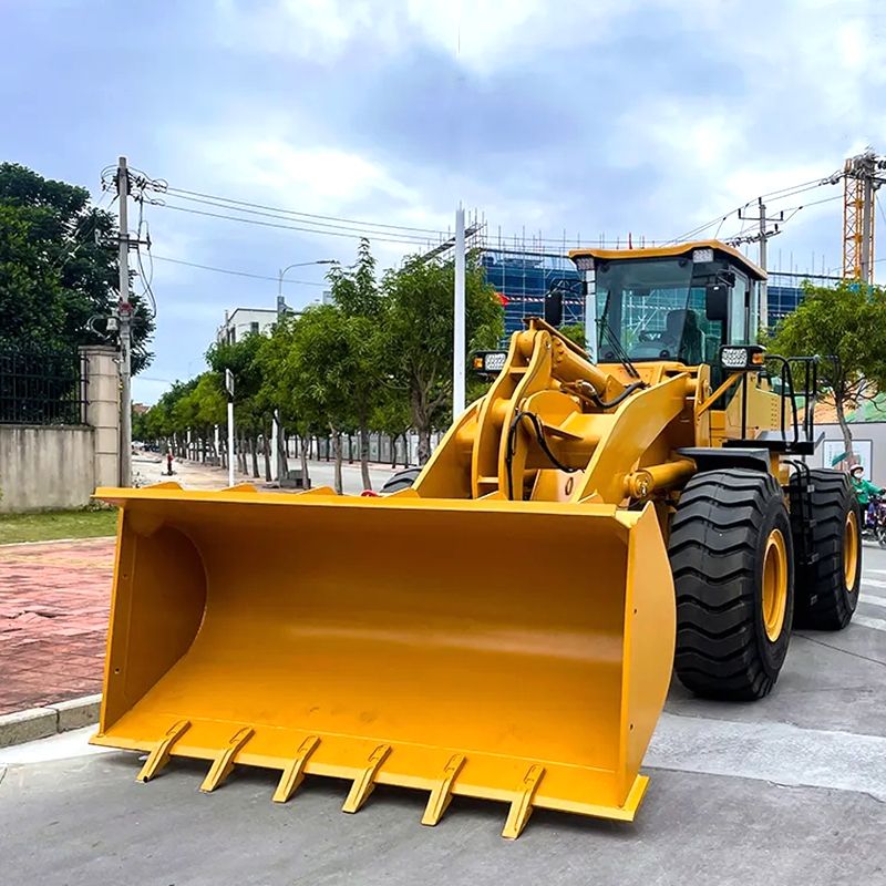 Devirmeli Kompakt Tekerlekli Yükleyici