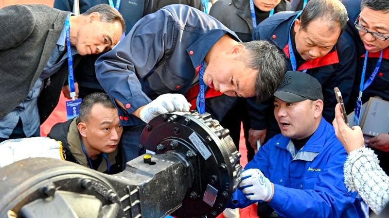 Beijun Quality · Service First Beijun Heavy Industry’s 1st Underground Transport Eqpt Maintenance Camp Successfully Concludes