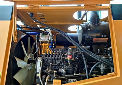 Devirmeli Kompakt Tekerlekli Yükleyici