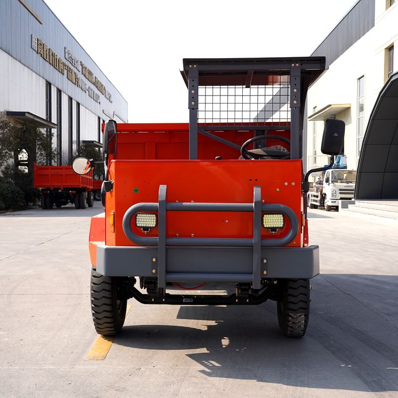 खनन डम्प ट्रक