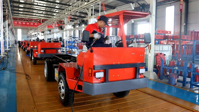 As dificuldades operacionais regionais impulsionam a modernização tecnológica dos camiões basculantes para a mineração. As dificuldades operacionais regionais impulsionam a modernização tecnológica dos camiões basculantes para a mineração.